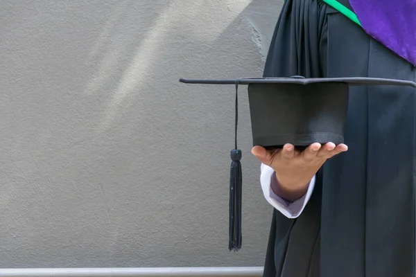 Concept Onderwijs Gefeliciteerd Afstudeerceremonie Feliciteer Afgestudeerden Aan Universiteit Tijdens Aanvang — Stockfoto