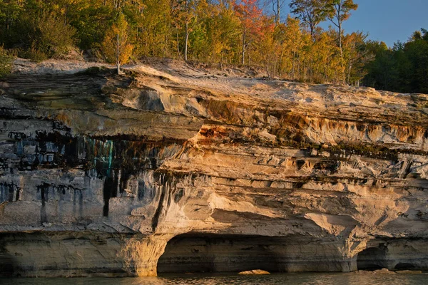 Herbstlandschaft Der Sandsteinküste Des Lake Superior Pictured Rocks National Lakeshore — Stockfoto