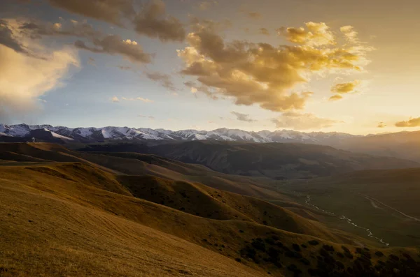 Tien Shan Mountains Στην Αλμάτι Καζακστάν Κεντρική Ασία — Φωτογραφία Αρχείου