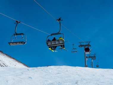 Kazakistan, Almatı 'daki Shymbulak Dağı SKI tatil beldesi