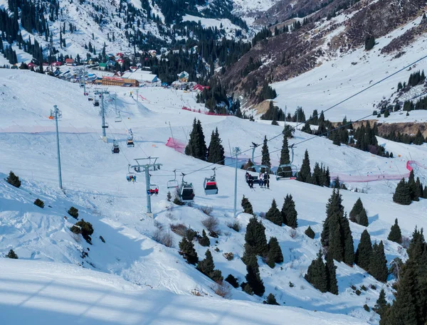 Kazakistan Almatı Daki Shymbulak Dağı Ski Tatil Beldesi — Stok fotoğraf