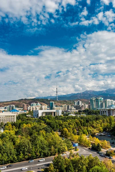 Almaty Şehir Manzarası Kazakistan Orta Asya — Stok fotoğraf