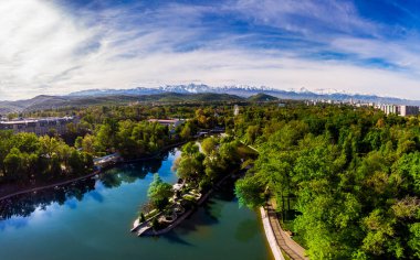 Almaty şehir manzarası, Kazakistan, Orta Asya