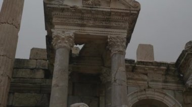 Dionysos heykel Antoninler çeşmesi Sagalassos antik, Türkiye'de