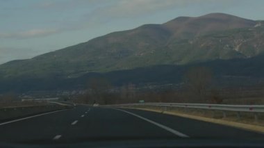 Yunanistan'da karayolu yol güzel dağ
