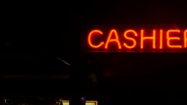 Neon kasiyer şarkı afiş