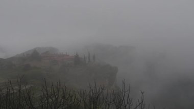 Holy Trinity Manastırı'nın panoramik manzarası, Meteora