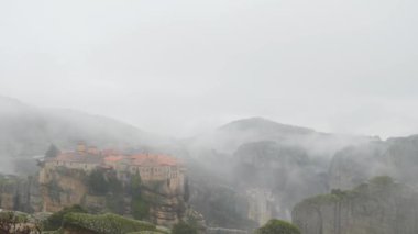 Varlaam ve Roussanou Manastırı, Meteora manzarayı