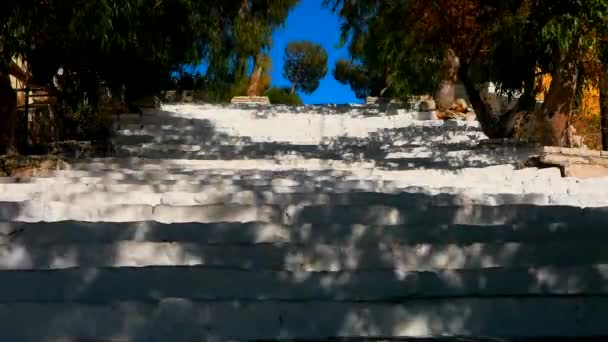 Πέτρινες σκάλες στην πόλη — Αρχείο Βίντεο