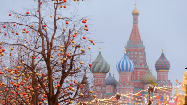 Moskva är inrett för nyår och jullov. — Stockvideo