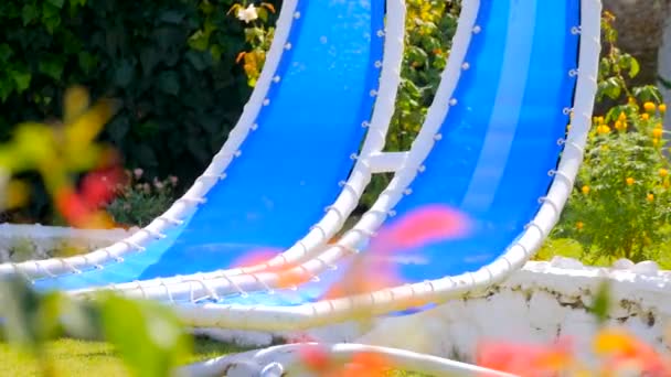 Rocking chairs outdoors — Stock Video