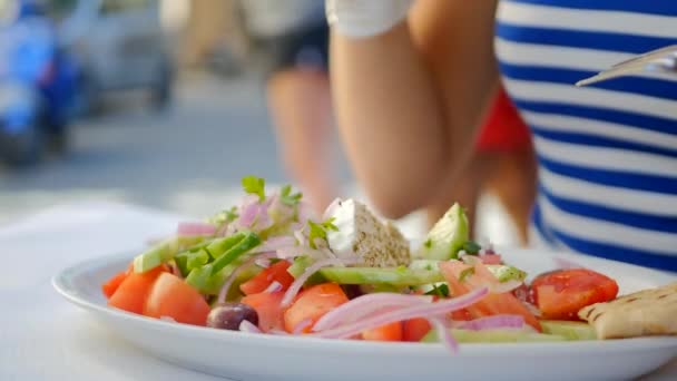 Salada nacional da Grécia — Vídeo de Stock