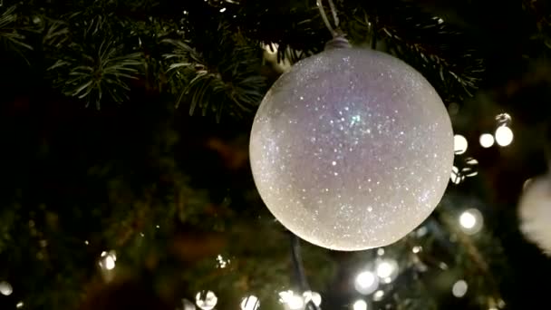 Decorative ball on Christmas tree — Stock Video