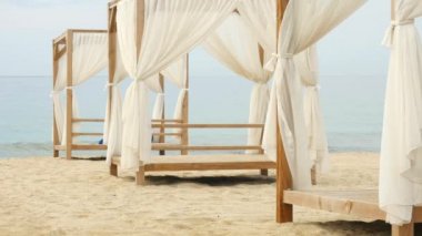Alanya Kleopatra plajı Türkiye'de yaz tatil beldesinde sezon başlamadan önce