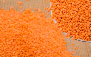 Lentilha Vermelha, Red Split Mercekleri, Lens Culinaris, Kırmızı Mercimek Legume ya da Masoor Dal olarak da bilinir.