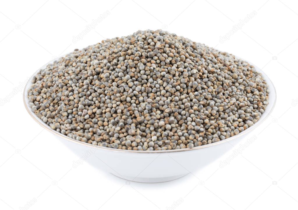 Las semillas de mijo perlado también se conocen como Bajra, Bajri