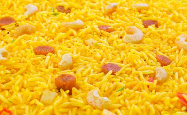Hint mutfağı Pulav, Vejetaryen Biryani, Vejetaryen Pulav, Sebze Pulav, Biryani veya Sebze Pilav olarak da bilinir.