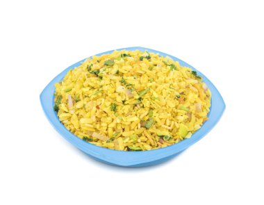 Hint kahvaltı yemek Poha de biliyorum Pohe veya Aalu poha dayak pirinç veya pirinç basık yapılmış olarak. Pirinç gevreği hafifçe hardal, soğuk, soğan, köri yaprakları ve zerdeçal yağda kızarmış