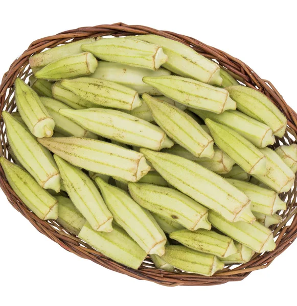 Yeşil bamya sebze veya Bayan parmak, beyaz arka plan üzerinde Bhindi izole