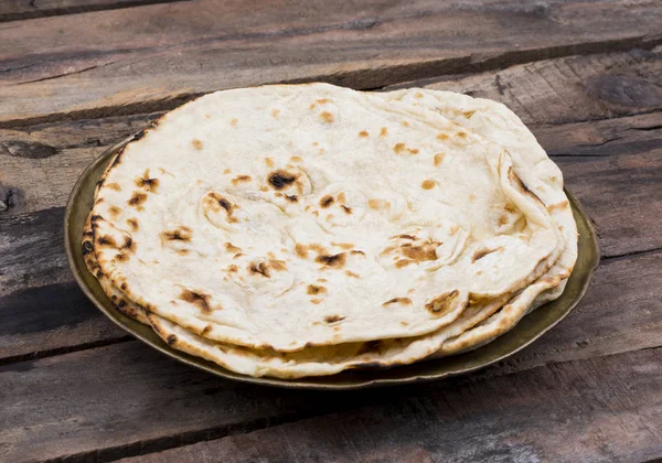 Индийская Кухня Тандури Роти Служил Тарелке Называется Чапати Плоский Хлеб — стоковое фото