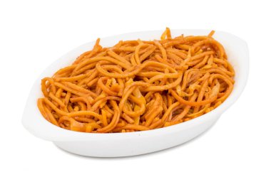 Baharatlı Kızarmış Sebze Chow Mein ayrıca Erişte ya da Hakka Eriştesi olarak da bilinir Erişte ve Sebzeli Popüler Doğu Tabağıdır.