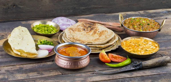 Cuisine Traditionnelle Indienne Gatta Curry Aussi Appelé Gatte Sabji Besan — Photo