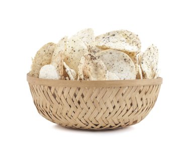 Hint baharatlı patates cipsi de biliyorum Aloo Papri, Aloo Papdi, Alu Papdi, gofret ve Aloo beyaz arka plan üzerinde izole cips