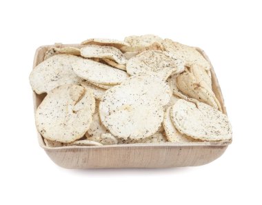 Hint baharatlı patates cipsi de biliyorum Aloo Papri, Aloo Papdi, Alu Papdi, gofret ve Aloo beyaz arka plan üzerinde izole cips