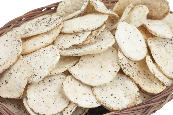 Hint baharatlı patates cipsi de biliyorum Aloo Papri, Aloo Papdi, Alu Papdi, gofret ve Aloo beyaz arka plan üzerinde izole cips