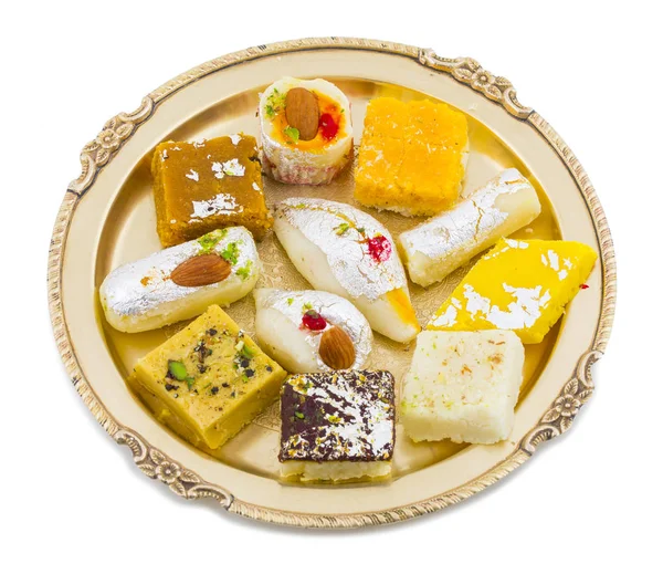 India Deliciosa Mezcla Dulce Mezcla Mithai Aislado Sobre Fondo Blanco — Foto de Stock
