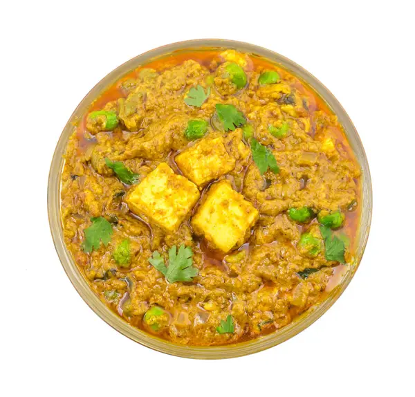 Hint mutfağı Mattar Paneer olduğunu bir vejetaryen Kuzey Hint yemeği oluşan, bezelye ve Paneer dayalı bir domates sos ile Garam Masala baharatlı. Bu kez Hint Tandoori Roti türü ile servis edilir