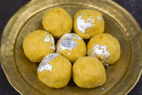 Besan Laddu Ινδικό Παραδοσιακό Γλυκό Τροφίμων Επίσης Γνωστό Laddoos Laddoo — Φωτογραφία Αρχείου