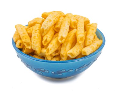 Lezzetli hafif baharatlı patates beyaz arka plan üzerinde izole Snack