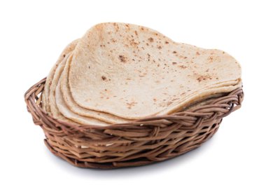 Geleneksel Hint Mutfağı Chapati Roti, Fulka, Paratha, Hint Ekmeği, Düz Ekmek, Chapathi, Wheaten Düz Ekmek, Chapatti, Chappathi veya Beyaz Arkaplanda Kulcha olarak da bilinir.
