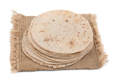 Geleneksel Hint Mutfağı Chapati Roti, Fulka, Paratha, Hint Ekmeği, Düz Ekmek, Chapathi, Wheaten Düz Ekmek, Chapatti, Chappathi veya Beyaz Arkaplanda Kulcha olarak da bilinir.