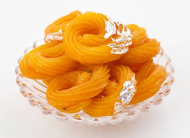 Paneer Jalebi, ayrıca Chhena Jalebi, Chhena Jilapi veya Zulbia olarak da bilinir.