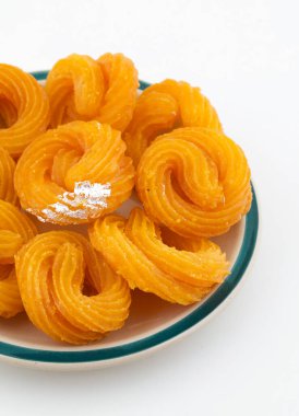 Paneer Jalebi, ayrıca Chhena Jalebi, Chhena Jilapi veya Zulbia olarak da bilinir.