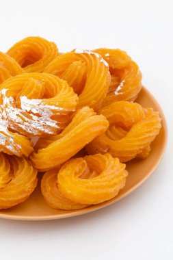 Paneer Jalebi, ayrıca Chhena Jalebi, Chhena Jilapi veya Zulbia olarak da bilinir.