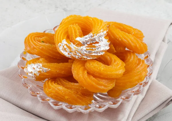 Paneer Jalebi, ayrıca Chhena Jalebi, Chhena Jilapi veya Zulbia olarak da bilinir.