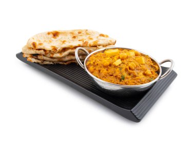 Kuzey Hindistan Sağlıklı Mutfak Chole Paneer ya da Chole Paneer Körisi Tandoori Roti ile servis edilir, Haşlanmış Peynir ve Baharatlı Nohuttan yapılır