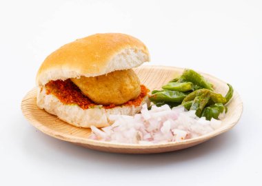 Vada Paav, Wada Pav ya da Wada Pao olarak da bilinen Hint Ünlü Sokak Yemeği, Maharashtra 'dan Vejetaryen Fast Food Dish.