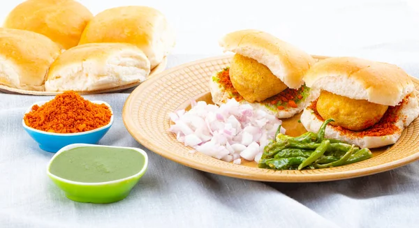 Indian Famous Street Food Vada Pav También Conocido Como Vada — Foto de Stock