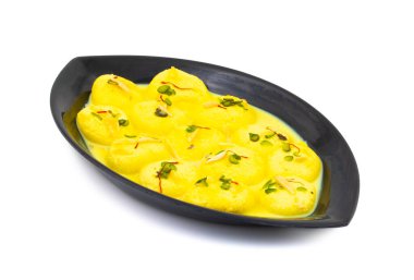 Geleneksel Hint Özel Tatlısı Ras Malai de Rasmalai ya da Rossomalai olarak bilinir.