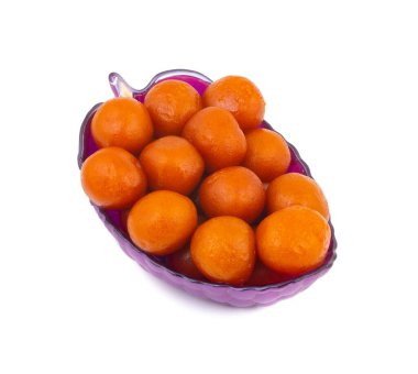 Hint Popüler Tatlısı Gulab Jamun olarak da bilinir. Beyaz Arkaplanda kala Jamun veya Kalajam olarak da bilinir.