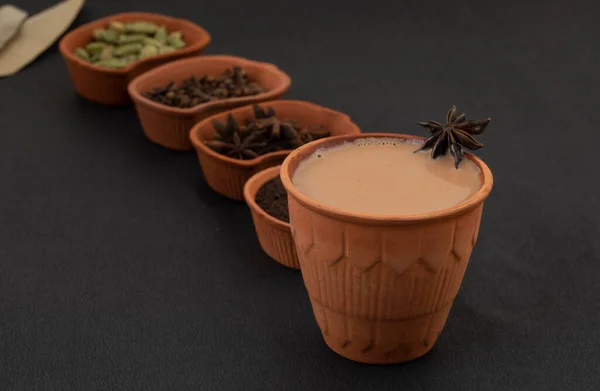 Bebida Popular Indiana Masala Chai Chá Masala Com Bebida Tradicional — Fotografia de Stock