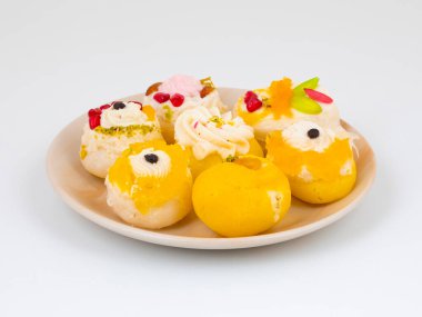 Festivalde yapılan Hint Özel Geleneksel Bengali Tatlı Yemekleri