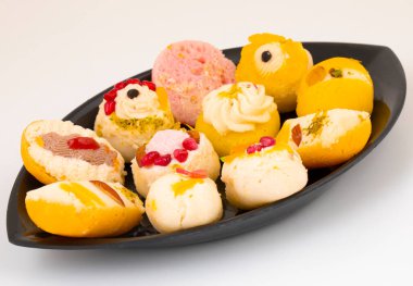 Festivalde yapılan Hint Özel Geleneksel Bengali Tatlı Yemekleri