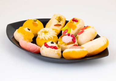 Festivalde yapılan Hint Özel Geleneksel Bengali Tatlı Yemekleri