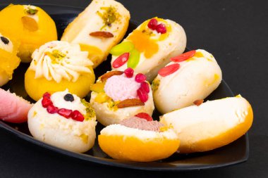 Festivalde yapılan Hint Özel Geleneksel Bengali Tatlı Yemekleri