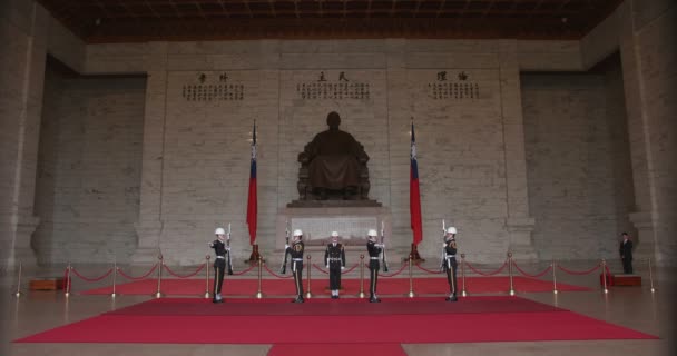 Marzo 2018 Cambio Guardia Chiang Kai Shek Memorial Hall — Vídeos de Stock